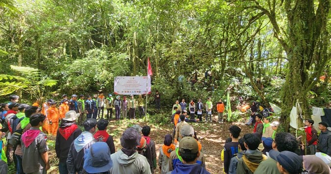 The PA-Barracuda Student Activity Unit Contributes to the Success of the 80th Indonesian Independence Day Flag-Raising Ceremony and Expedition, Seulawah Merah Putih